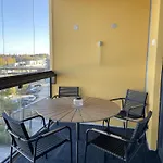 Spacious Loft With Naesijaervi Views Apartament *