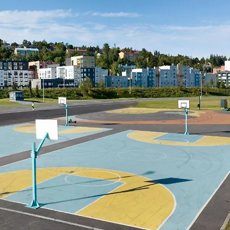 Spacious Loft With Naesijaervi Views Tampere